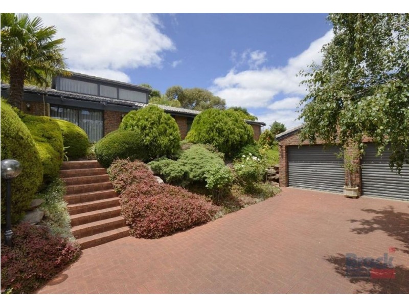 28 Monaco Circuit, Aberfoyle Park SA 5159