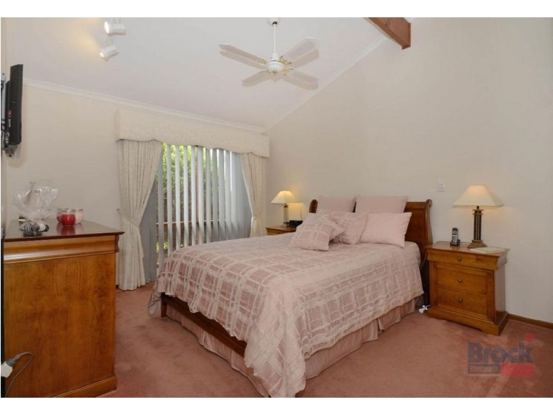 28 Monaco Circuit, Aberfoyle Park SA 5159