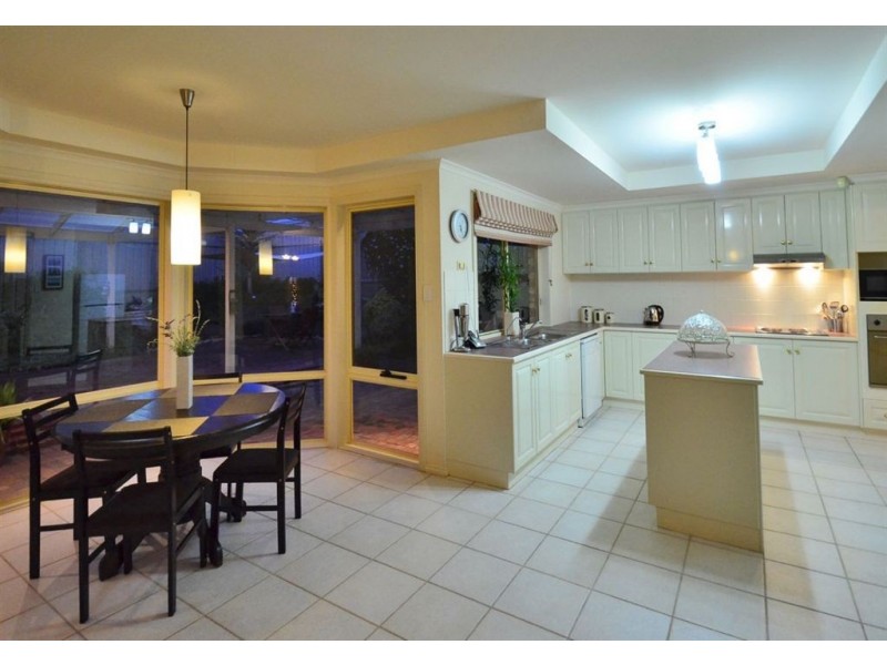 21 Ironbark Avenue, Flagstaff Hill SA 5159