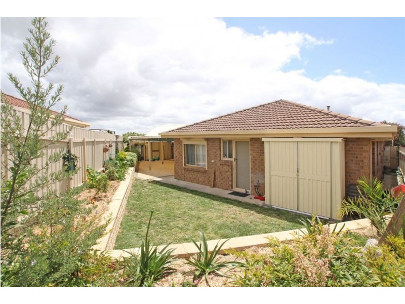 2 Hopkins Court, Woodcroft SA 5162