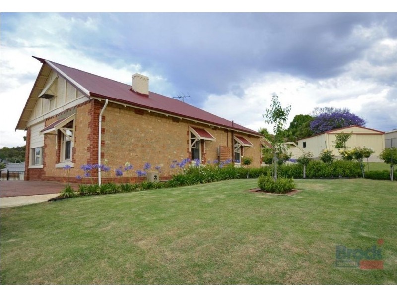 24 Newfield Drive, Old Reynella SA 5161