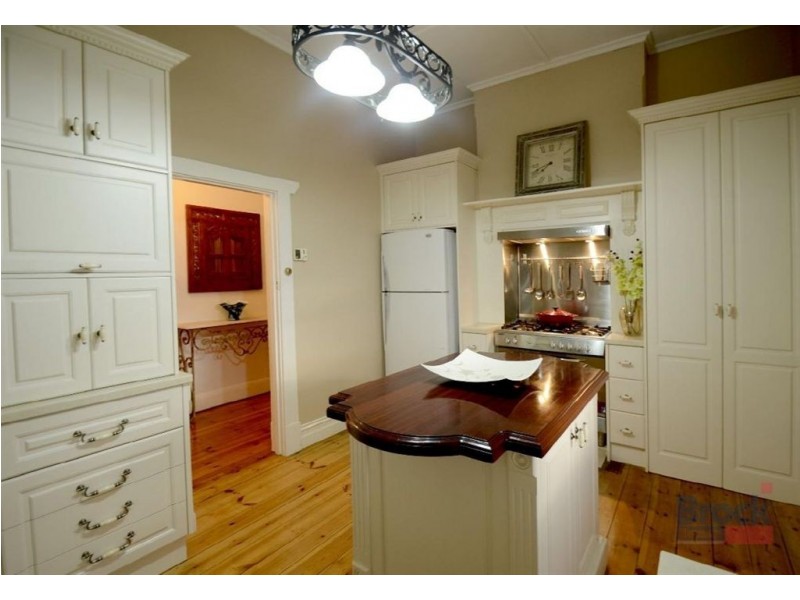 24 Newfield Drive, Old Reynella SA 5161