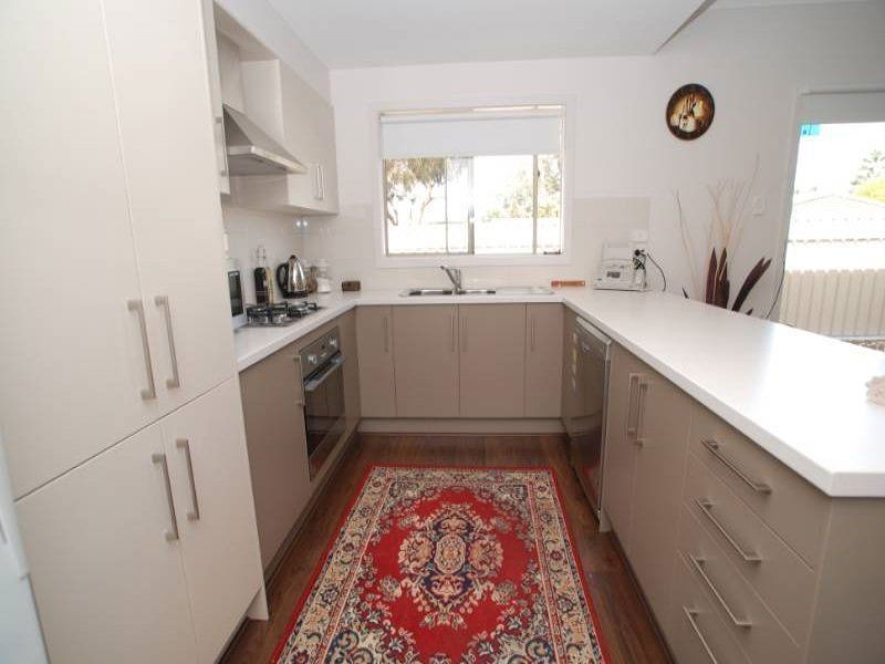 32 Seaview Street, Aldinga Beach SA 5173