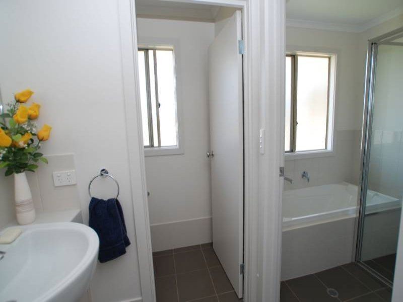 32 Seaview Street, Aldinga Beach SA 5173
