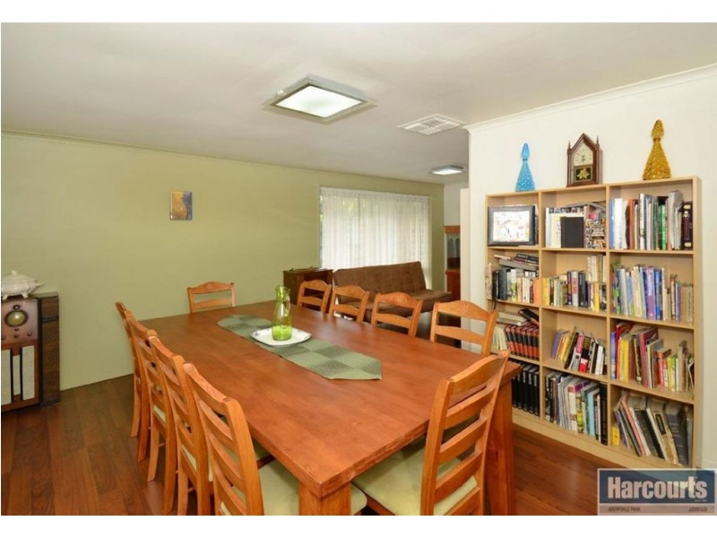 11 Tyson Avenue, Trott Park SA 5158