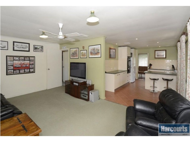 11 Tyson Avenue, Trott Park SA 5158