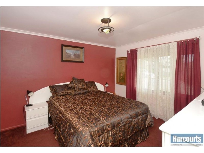 11 Tyson Avenue, Trott Park SA 5158