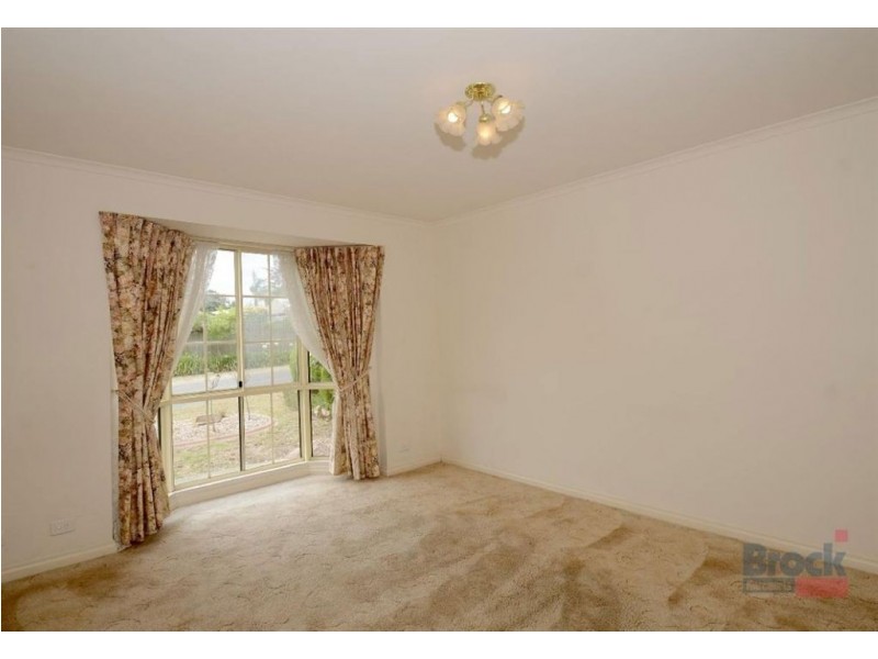 19 Lindsay Court, Aberfoyle Park SA 5159