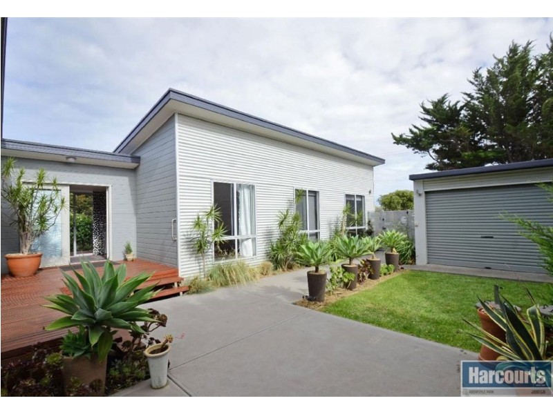 26 Robertson Road, Moana SA 5169