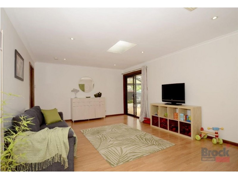 79 Monaco Circuit, Aberfoyle Park SA 5159