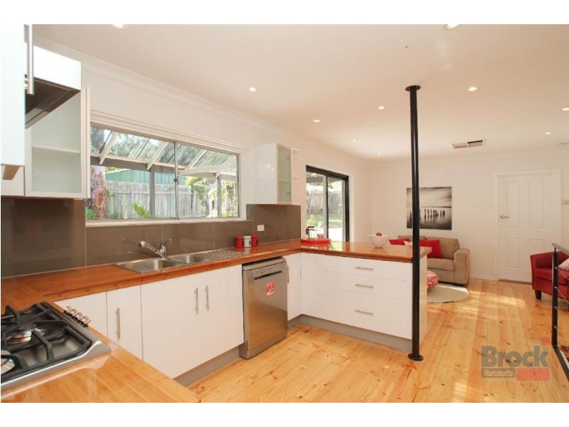 16 Durham Place, Flagstaff Hill SA 5159