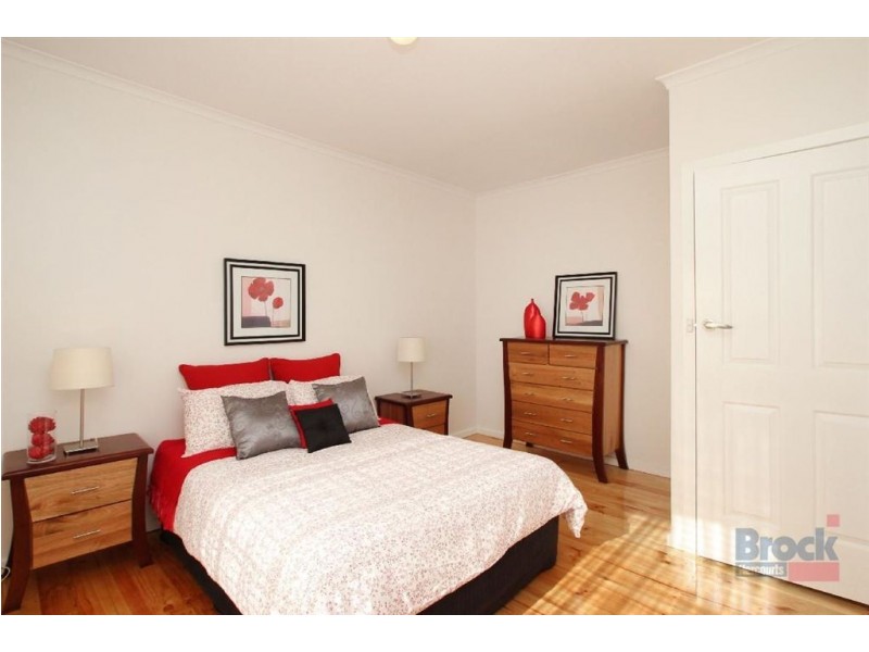 16 Durham Place, Flagstaff Hill SA 5159