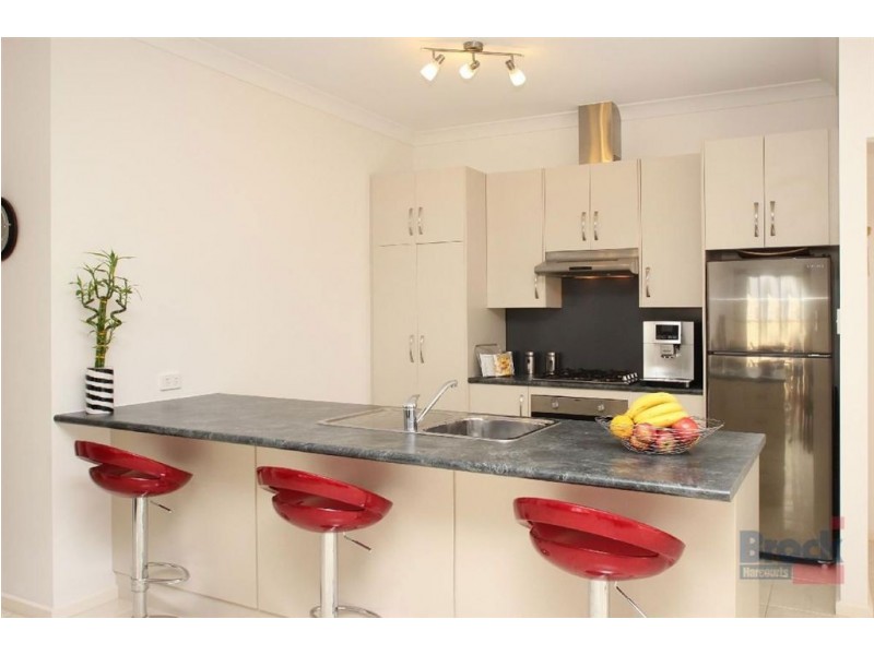 7 Bishops Hill Road, Happy Valley SA 5159
