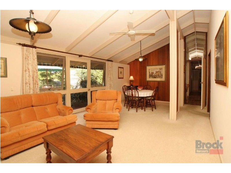 48 Black Road, Flagstaff Hill SA 5159