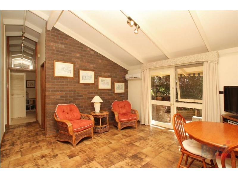 48 Black Road, Flagstaff Hill SA 5159