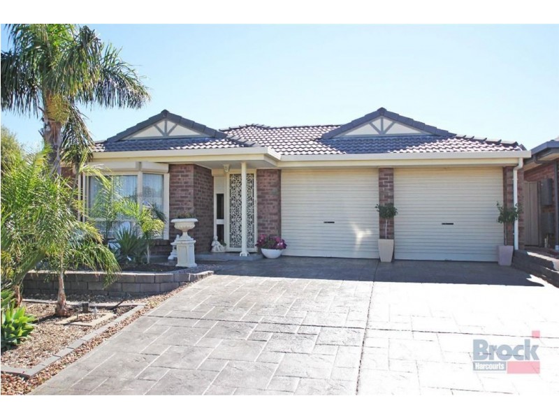 44 Brooks Circuit, Woodcroft SA 5162