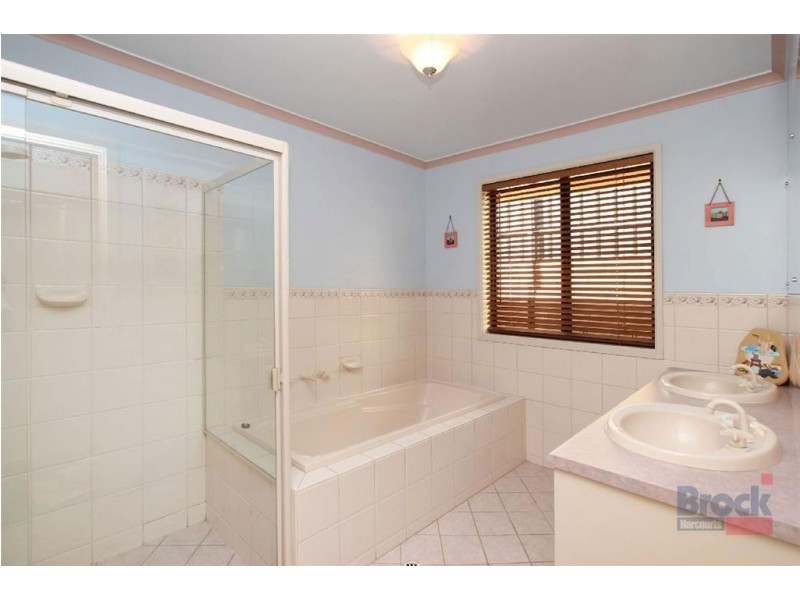 12 Sturt Approach, Flagstaff Hill SA 5159