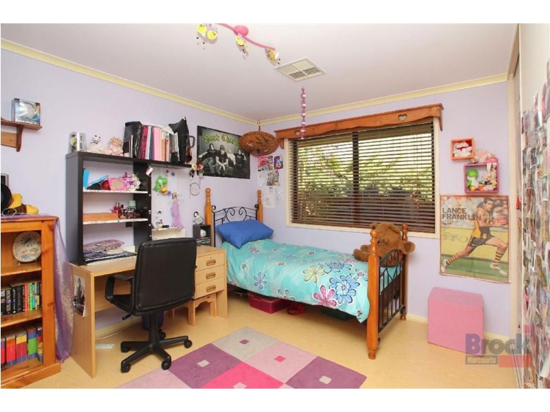 12 Sturt Approach, Flagstaff Hill SA 5159
