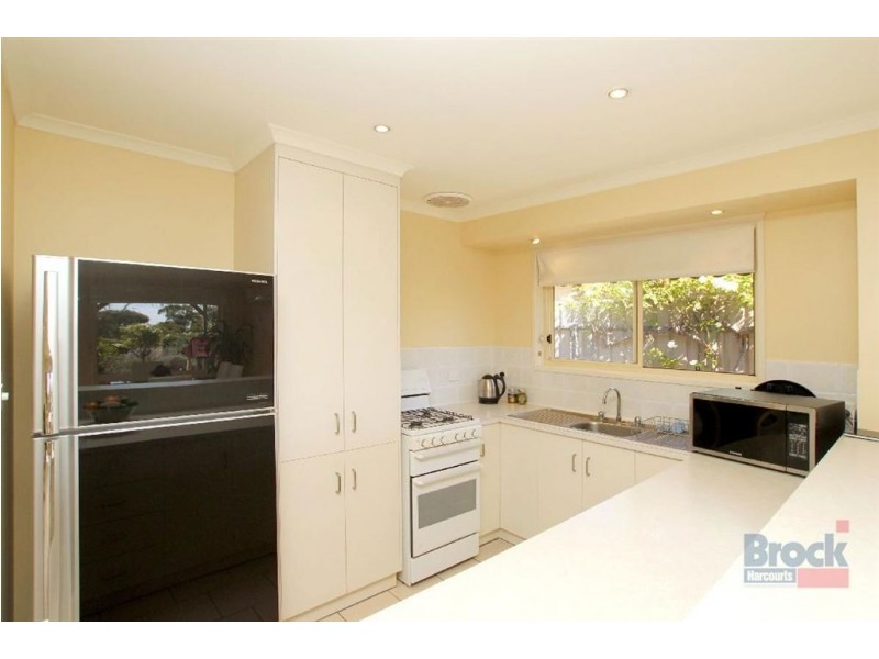 7 Corbyn Court, Moana SA 5169
