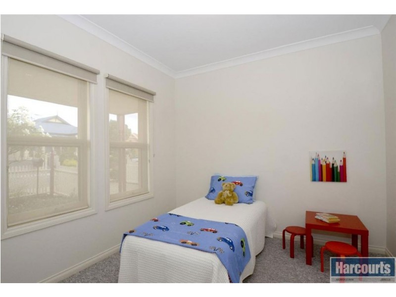 5 Wildi Court, Happy Valley SA 5159