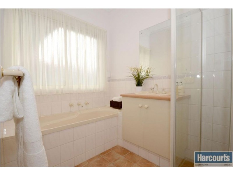 5 Wildi Court, Happy Valley SA 5159