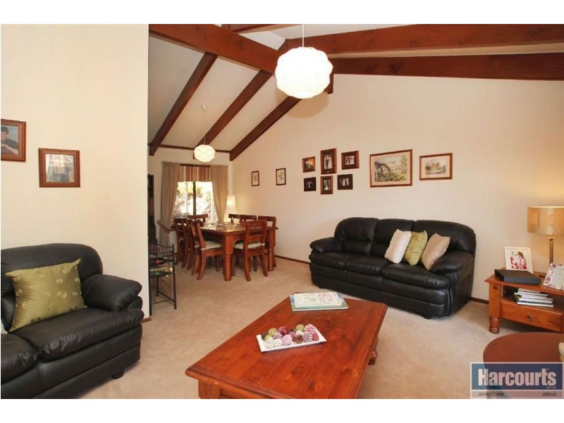 47 Woodlea Drive, Aberfoyle Park SA 5159