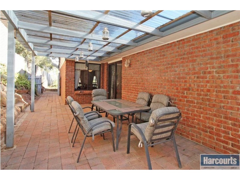 47 Woodlea Drive, Aberfoyle Park SA 5159