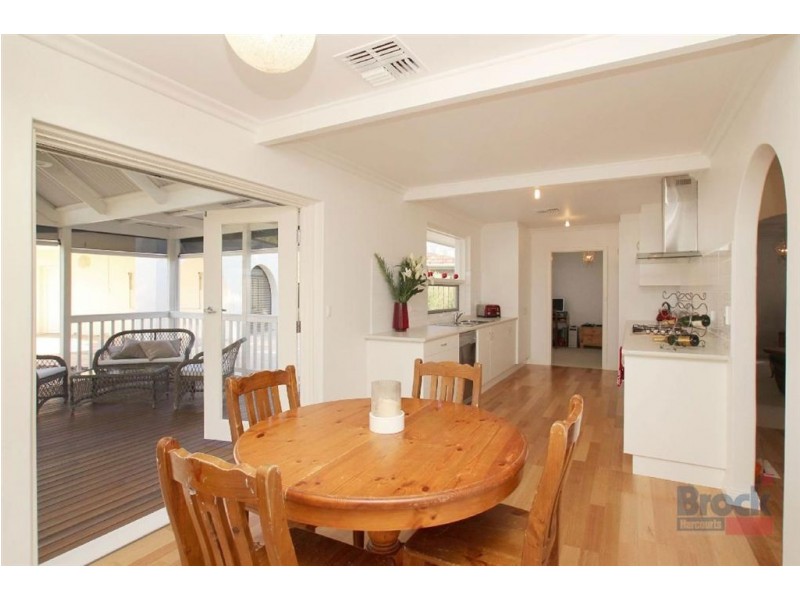 20 York Drive, Flagstaff Hill SA 5159