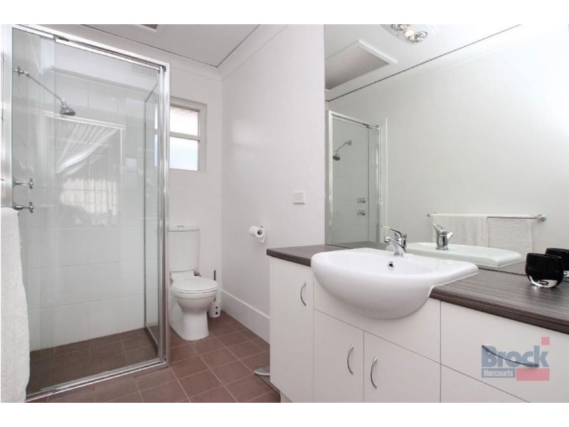 20 York Drive, Flagstaff Hill SA 5159