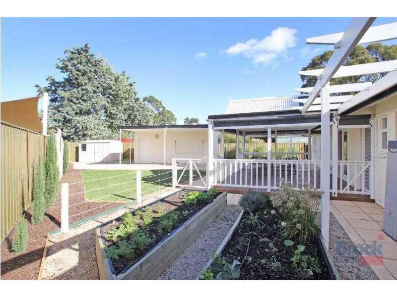 20 York Drive, Flagstaff Hill SA 5159