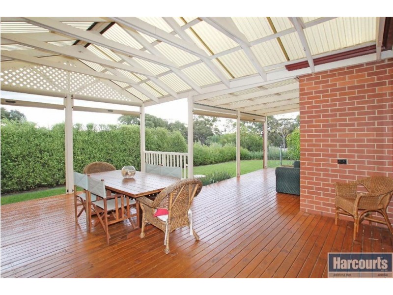 5 Horseshoe Drive, Woodcroft SA 5162