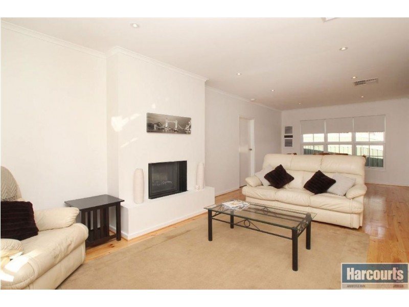 3 Moffatt Court, Flagstaff Hill SA 5159