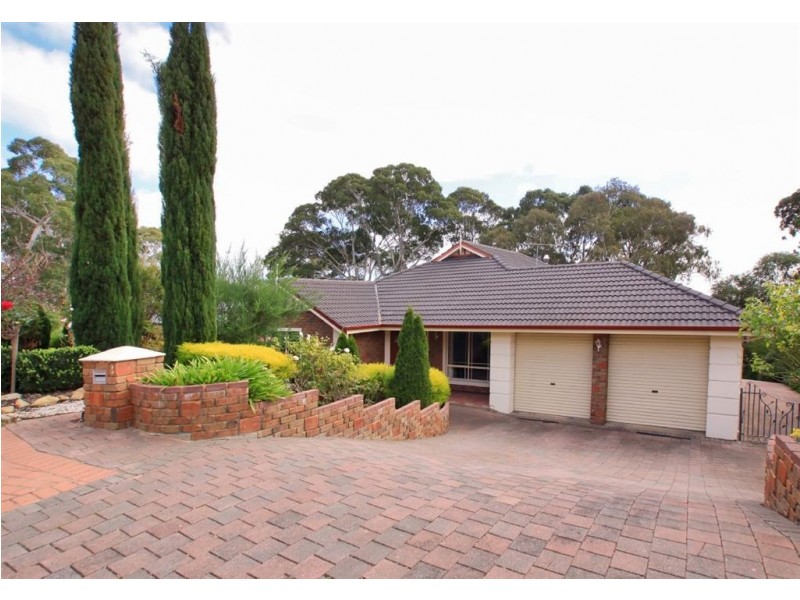 8 Corella Avenue, Chandlers Hill SA 5159
