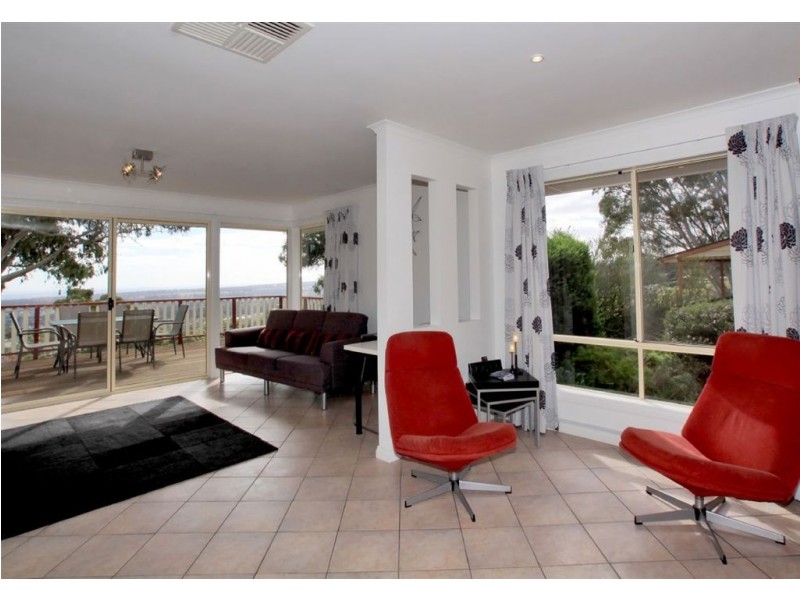 8 Corella Avenue, Chandlers Hill SA 5159