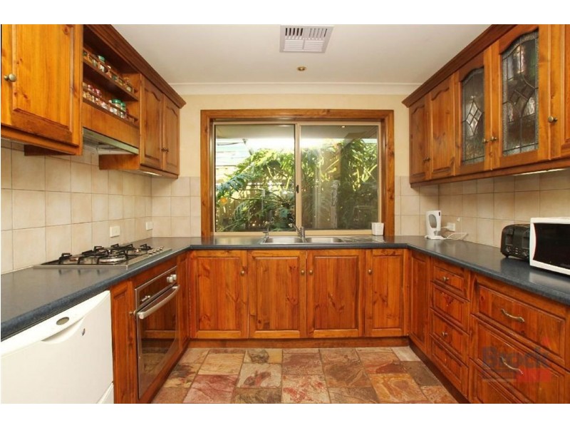 19 Parkes Avenue, Woodcroft SA 5162