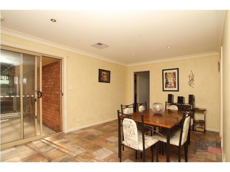 19 Parkes Avenue, Woodcroft SA 5162