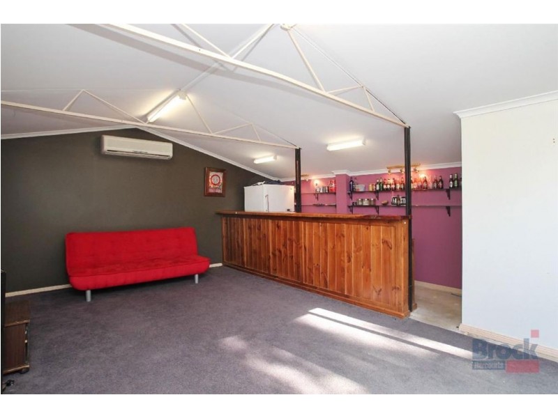 19 Parkes Avenue, Woodcroft SA 5162