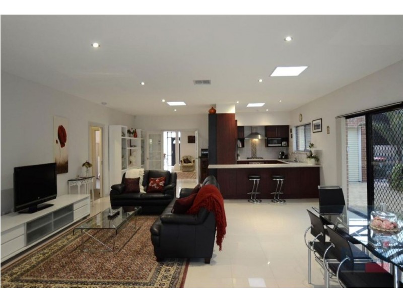 27 Pinnacle Crescent, Flagstaff Hill SA 5159