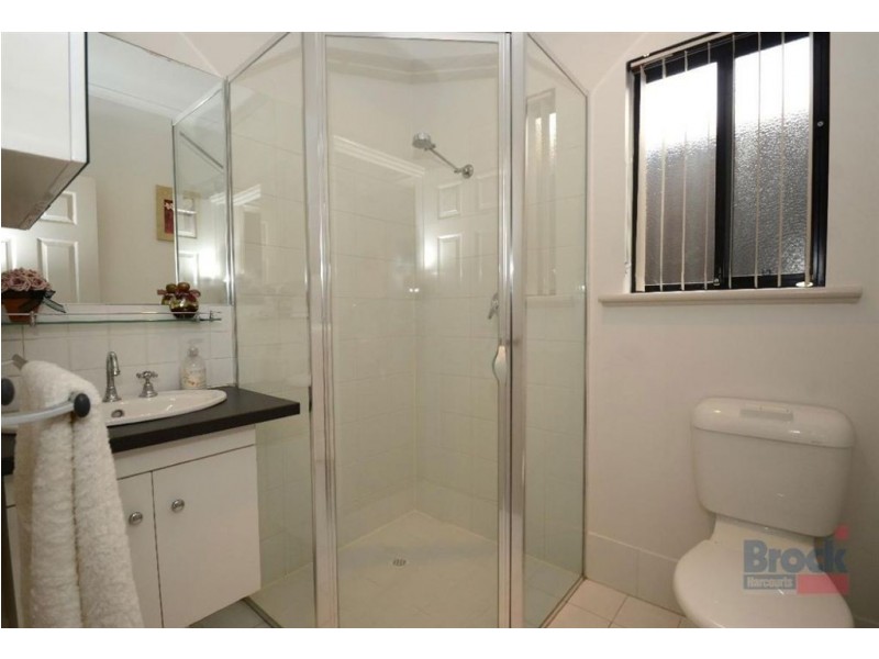 27 Pinnacle Crescent, Flagstaff Hill SA 5159