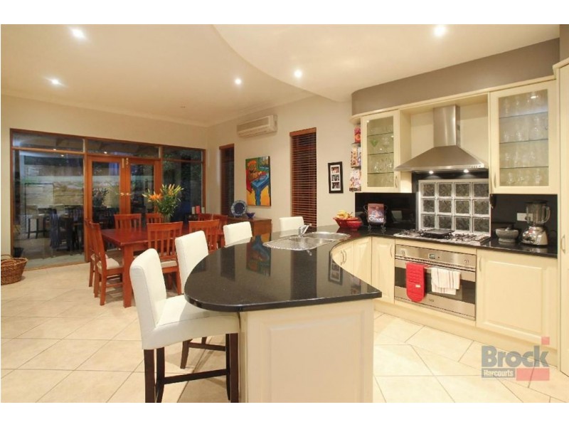 218 Coromandel Parade, Coromandel Valley SA 5051