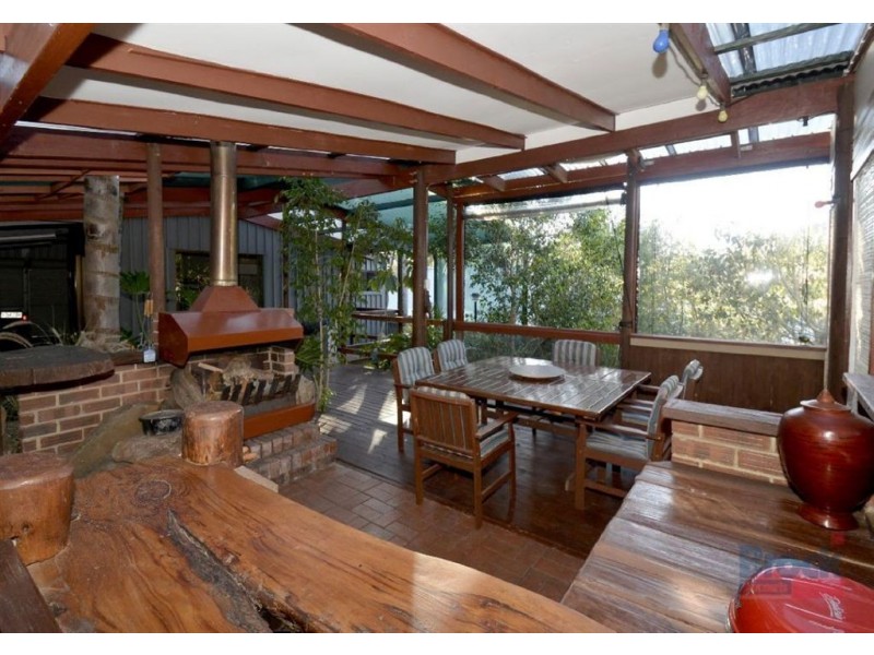 22 Crossing Road, Aberfoyle Park SA 5159
