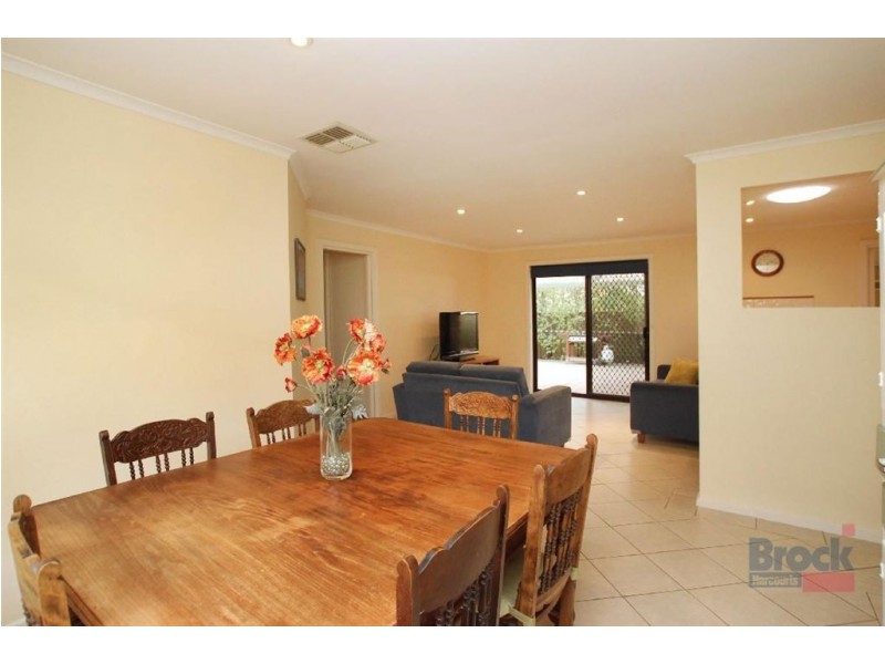 9 Sandler Grove, Aberfoyle Park SA 5159