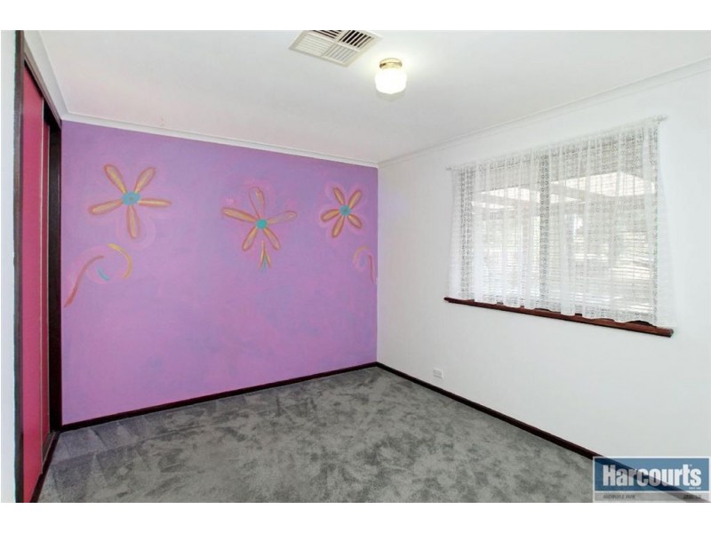 22 Tania Drive, Aberfoyle Park SA 5159