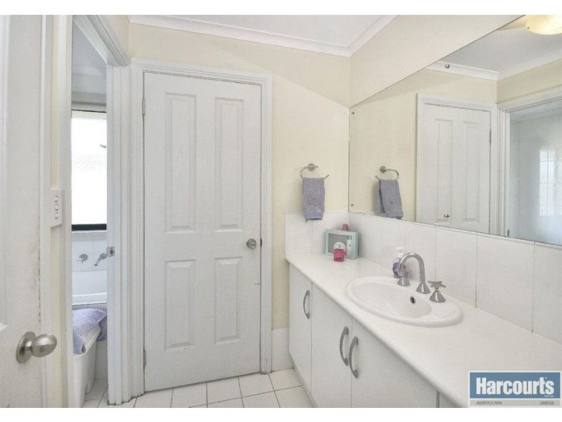 2 Aquamarine Avenue, Aldinga Beach SA 5173