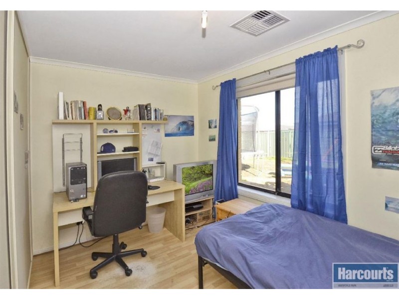 2 Aquamarine Avenue, Aldinga Beach SA 5173