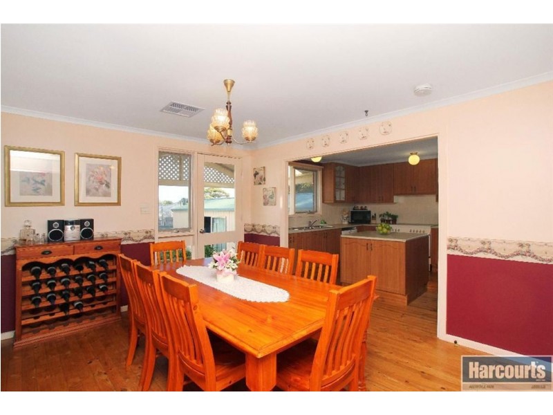 48 Warsaw Crescent, Hackham West SA 5163