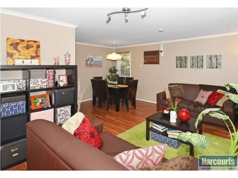 4 Veronica Street, Aberfoyle Park SA 5159