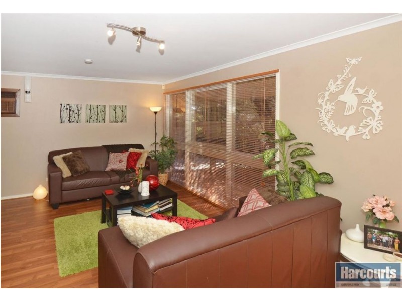 4 Veronica Street, Aberfoyle Park SA 5159