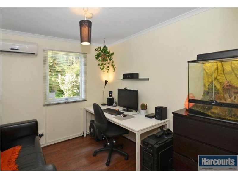 4 Veronica Street, Aberfoyle Park SA 5159