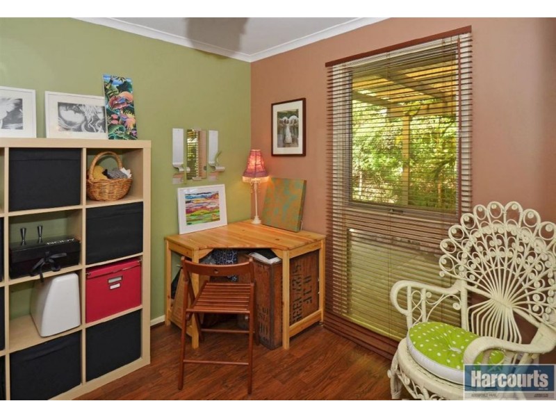 4 Veronica Street, Aberfoyle Park SA 5159